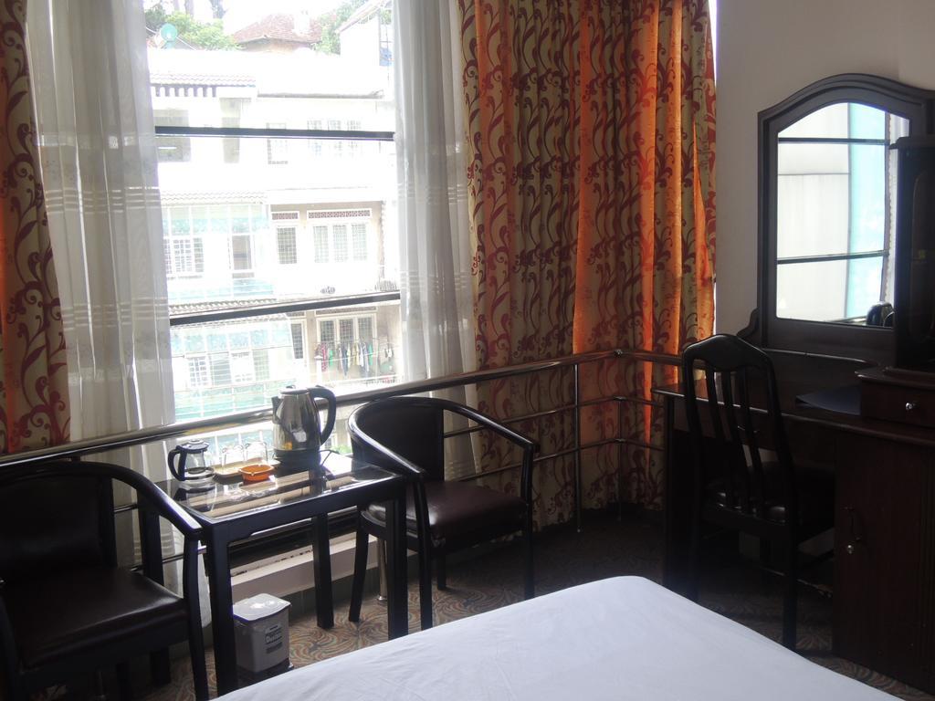 Y Lan Hotel Da Lat Eksteriør billede