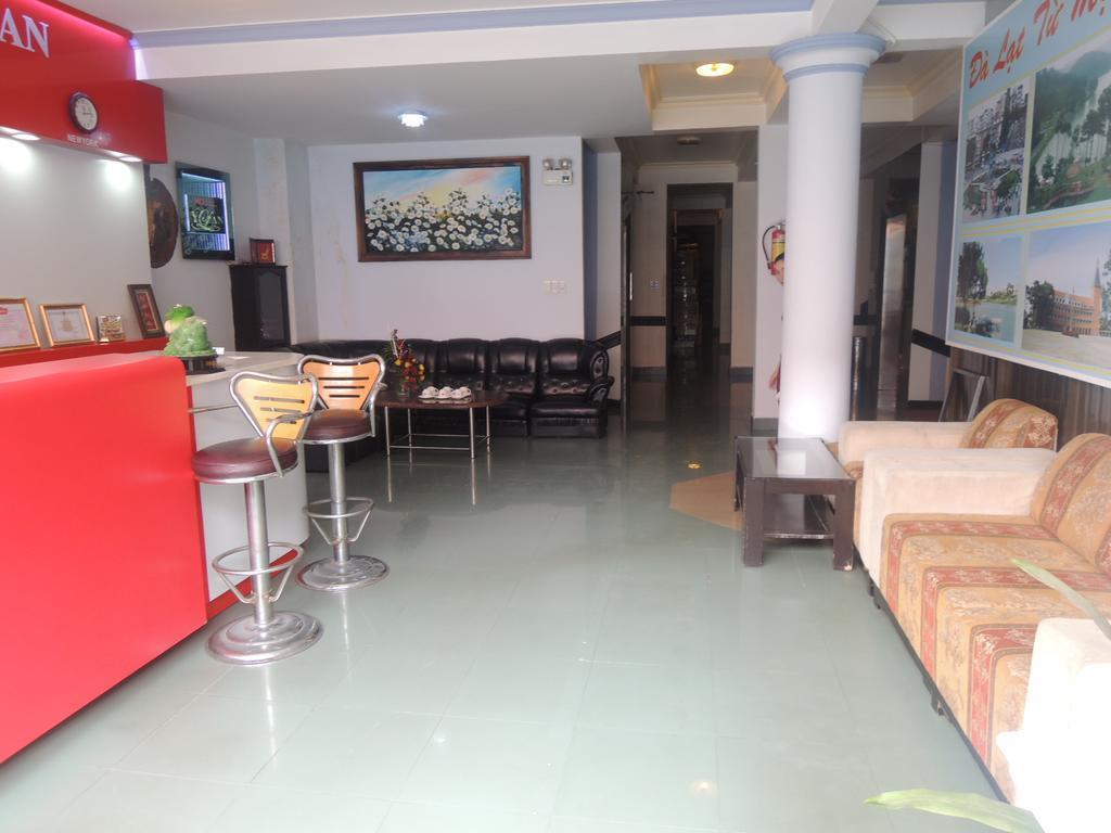 Y Lan Hotel Da Lat Eksteriør billede